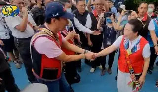蓝军传扬巨星风采，势不可挡