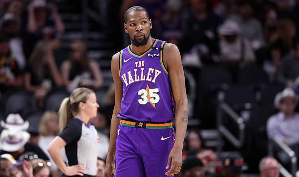 勇士主帅杜兰特因伤无缘下轮对阵马刺的比赛